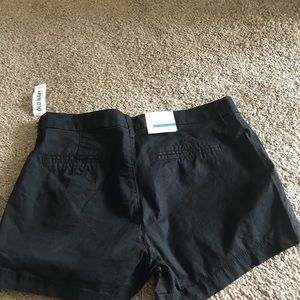 Old Navy Shorts - Women’s size 2 Black Shorts - Brand New! Old Navy Shorts - Women’s size 2 Black Shorts - Brand New!